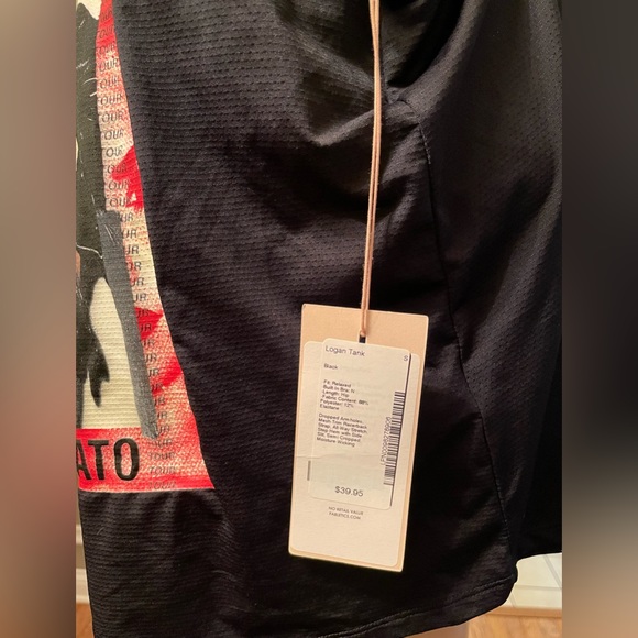 NWT!😎Fabletics!🤩Demi Lavato!😎Logan-racerback strap tank/size-S - Picture 11 of 11